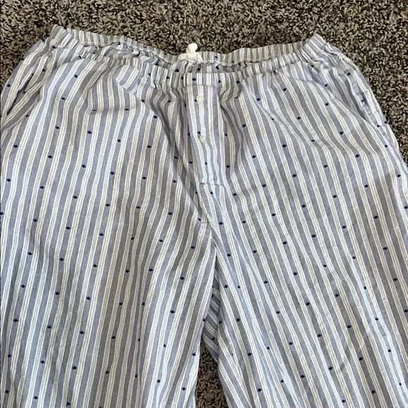 Aerie Light Blue and White Striped Pajama Pants Medium - Picture 6 of 6